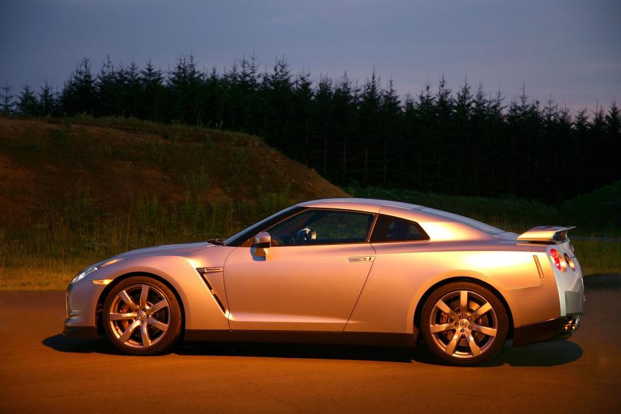  Nissan GT-R 2007 года  (фото 463 из 480)